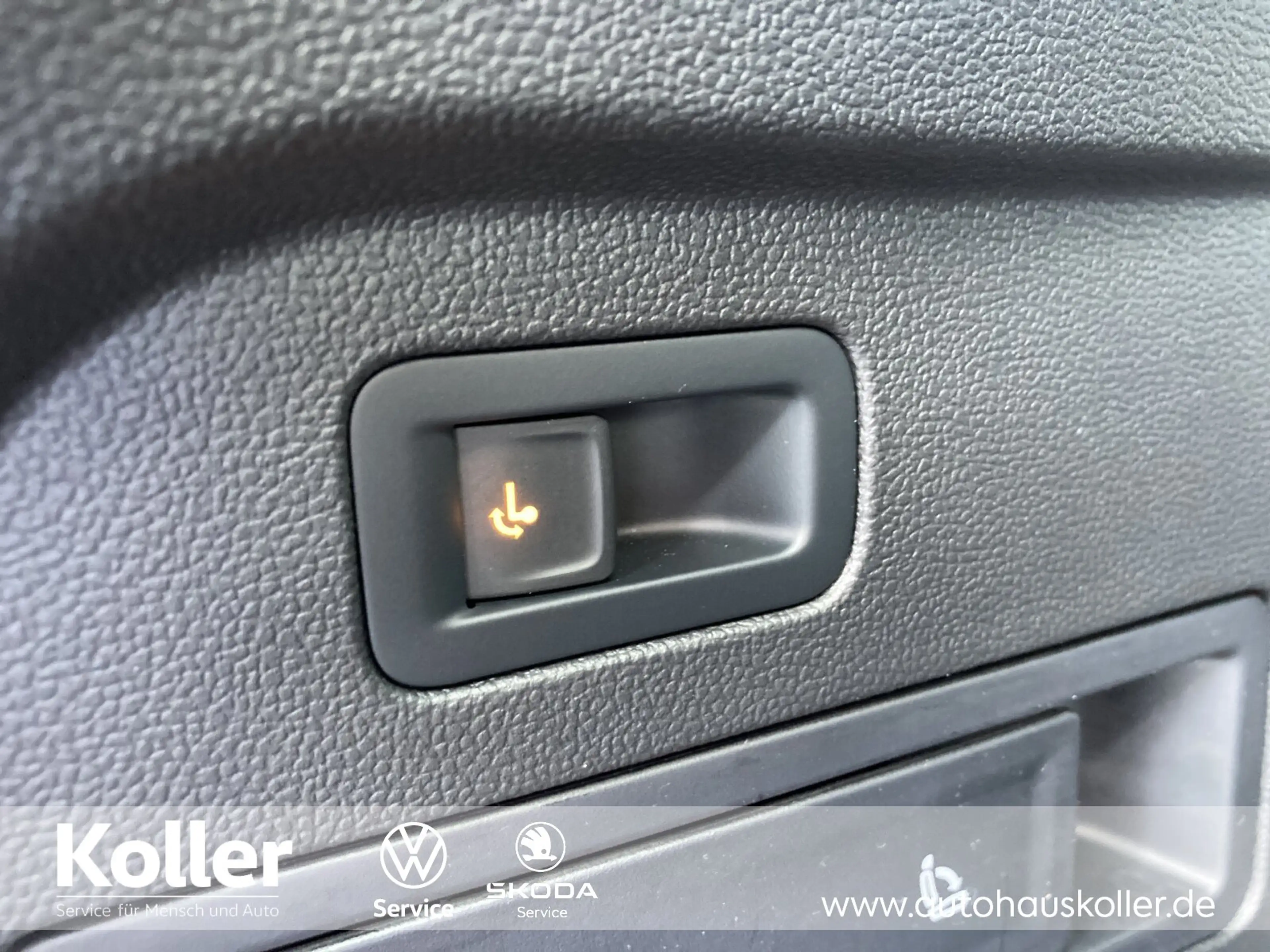 Volkswagen Tiguan Allspace Tiguan Allspace 2.0 TDI DSG 4MO R-Line AHK Pano BC — photo 10