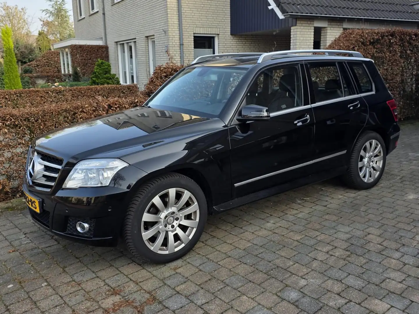 Mercedes-Benz GLK 300 GLK 300 4-Matic Schwarz - 1