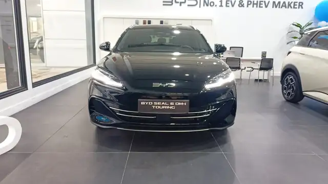 BYD Seal DM-i Touring Comfort Lite 156kW