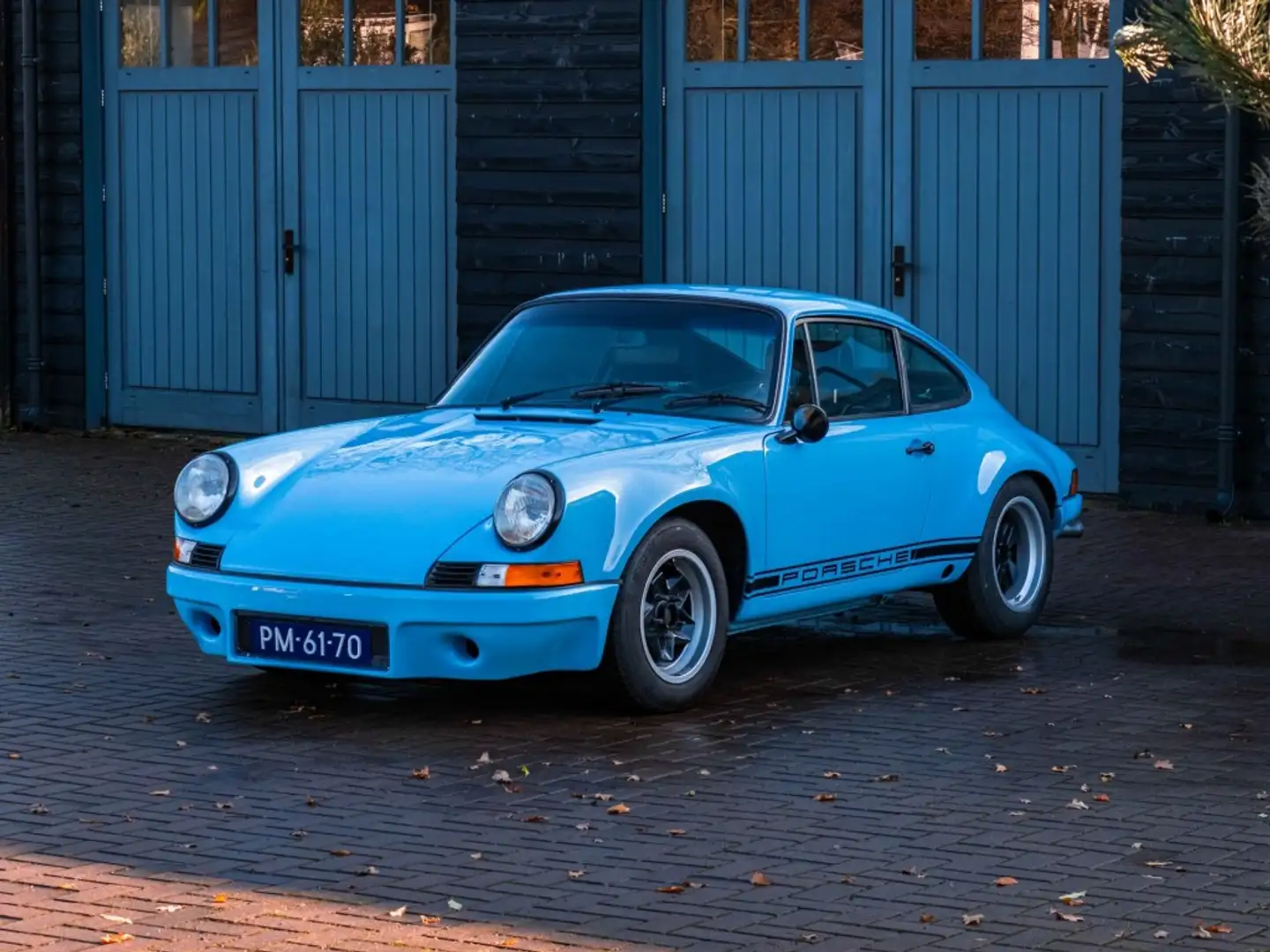Porsche 911 E Coupe 2.5L 200PS Blau - 1