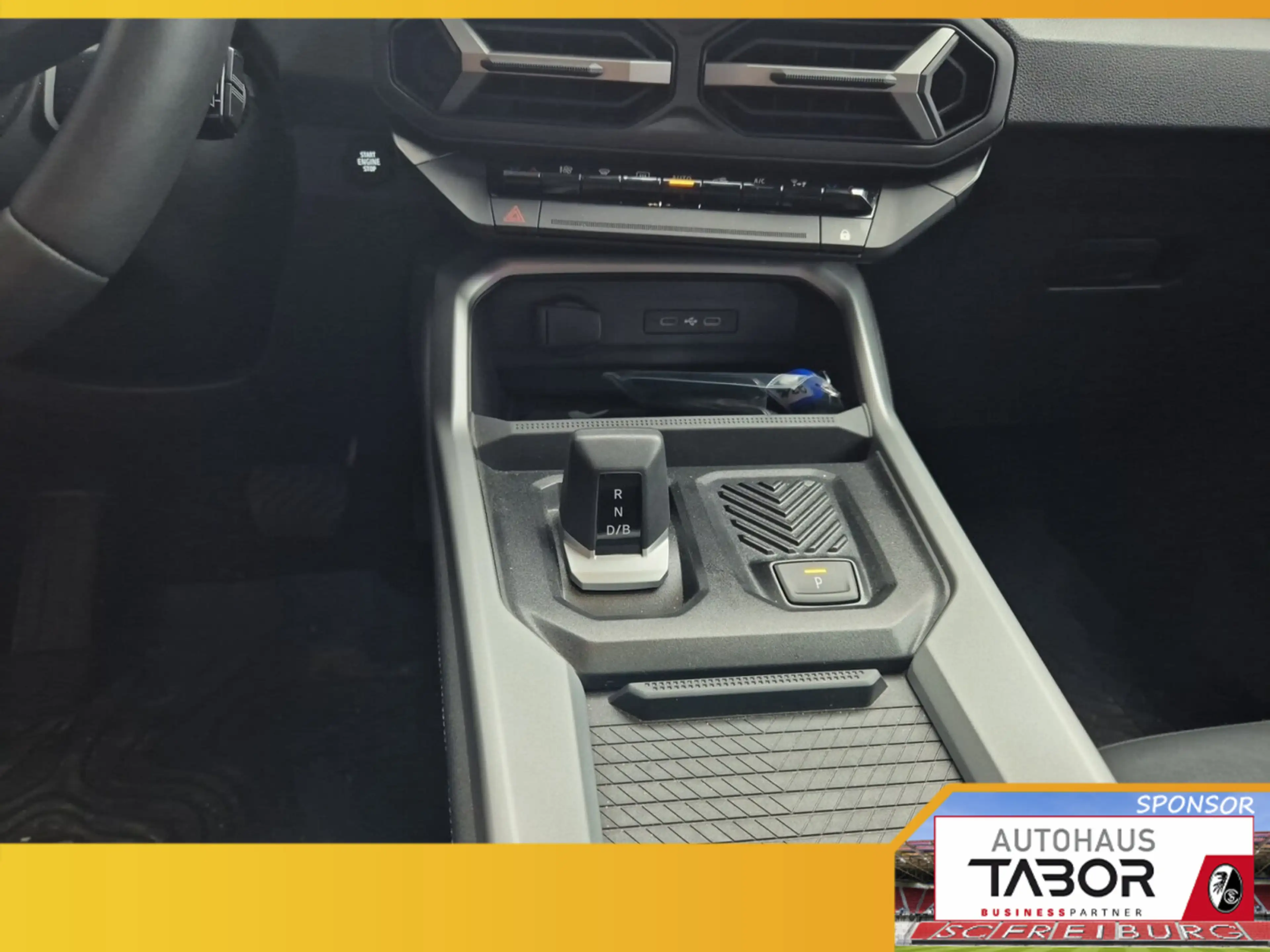 Dacia Bigster 1.8 Hybrid 155 Aut. Journey Pano Nav PDC — photo 8