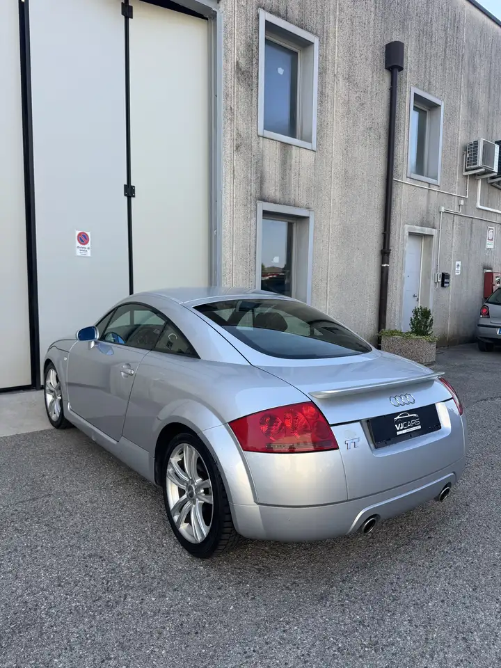 Audi TT 1.8t quattro 225cv, foto 4