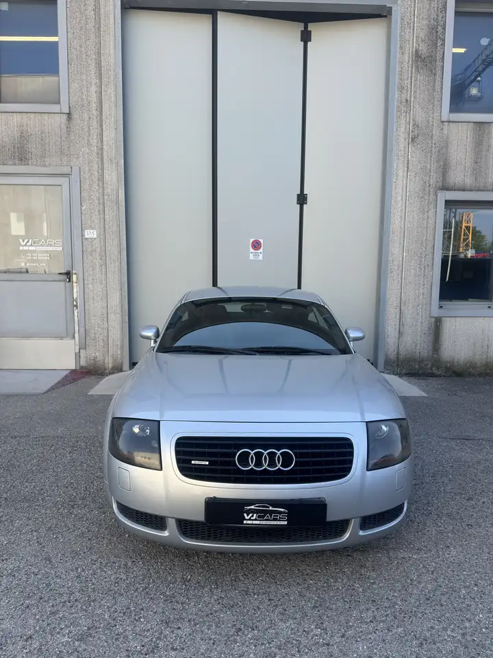 Audi TT 1.8t quattro 225cv, foto 2