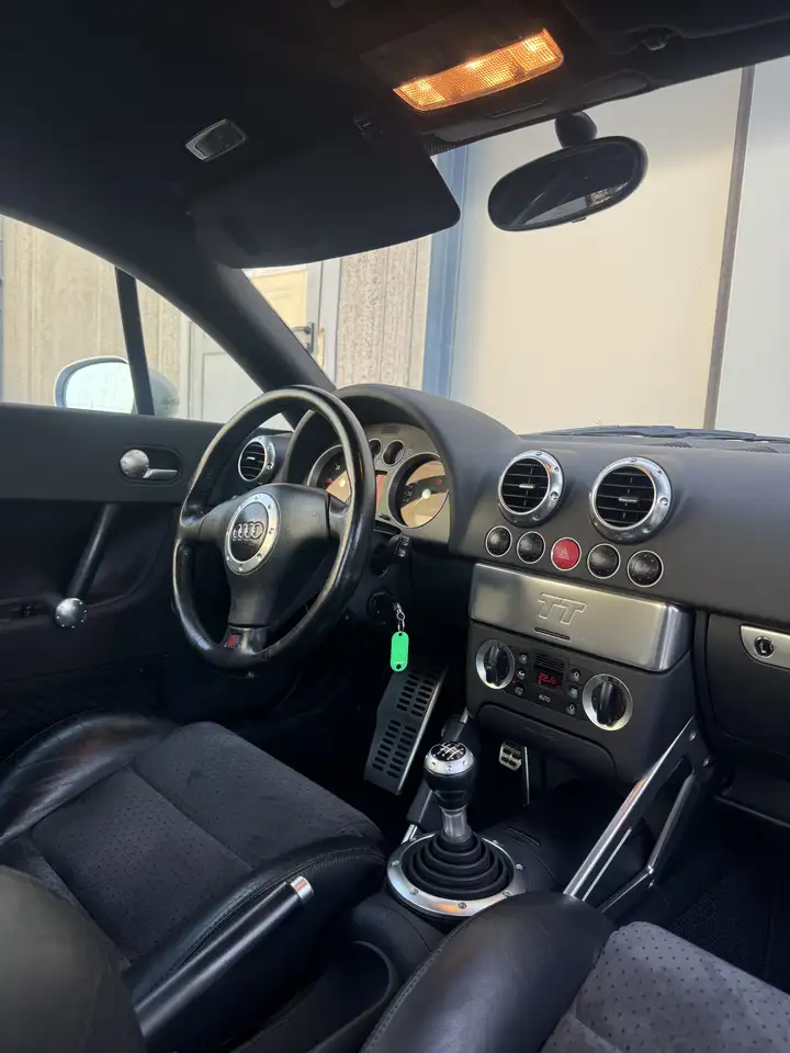 Audi TT 1.8t quattro 225cv, foto 7