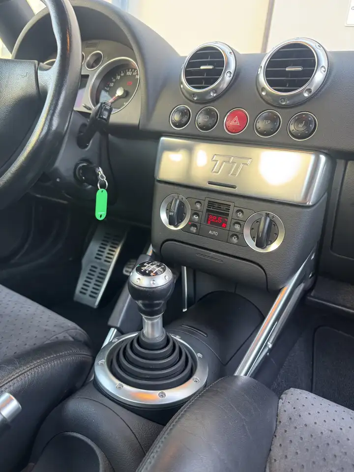 Audi TT 1.8t quattro 225cv, foto 11