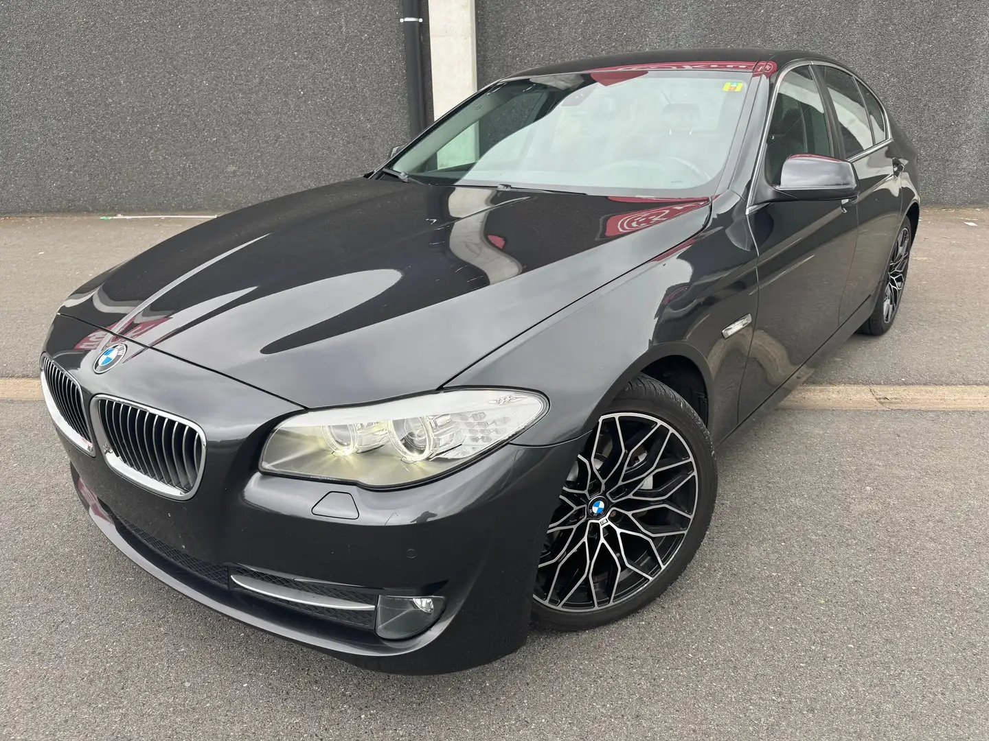 BMW 520 dA Start/Stop Noir - 1