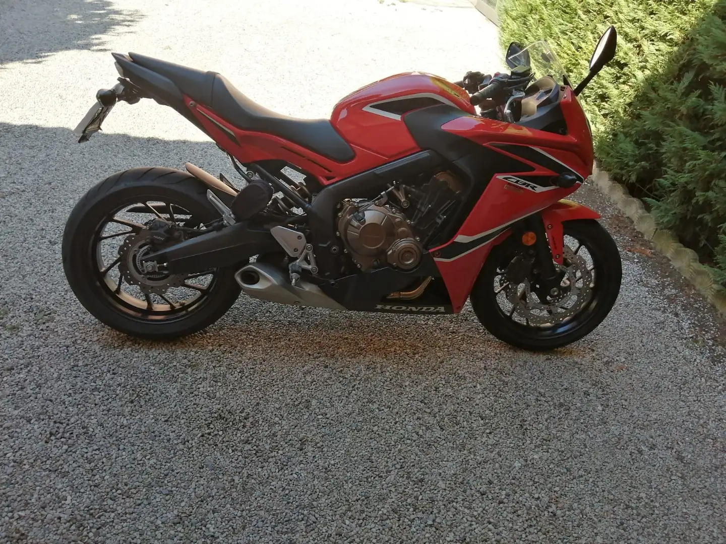 Honda CBR 650 FA Rosso - 1