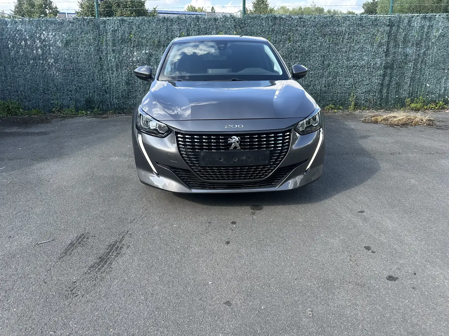 Peugeot 208 208 1.2i ACCIDENTER Gri - 2
