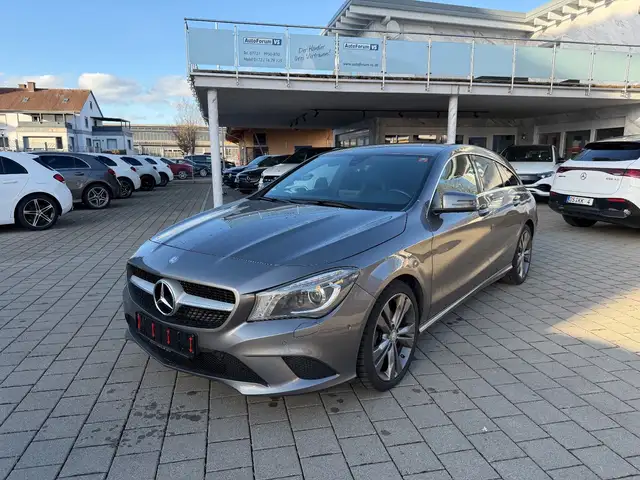 Mercedes-Benz CLA 200 CDI SB Xenon*Ambi*Navi*PDC*8-Fach