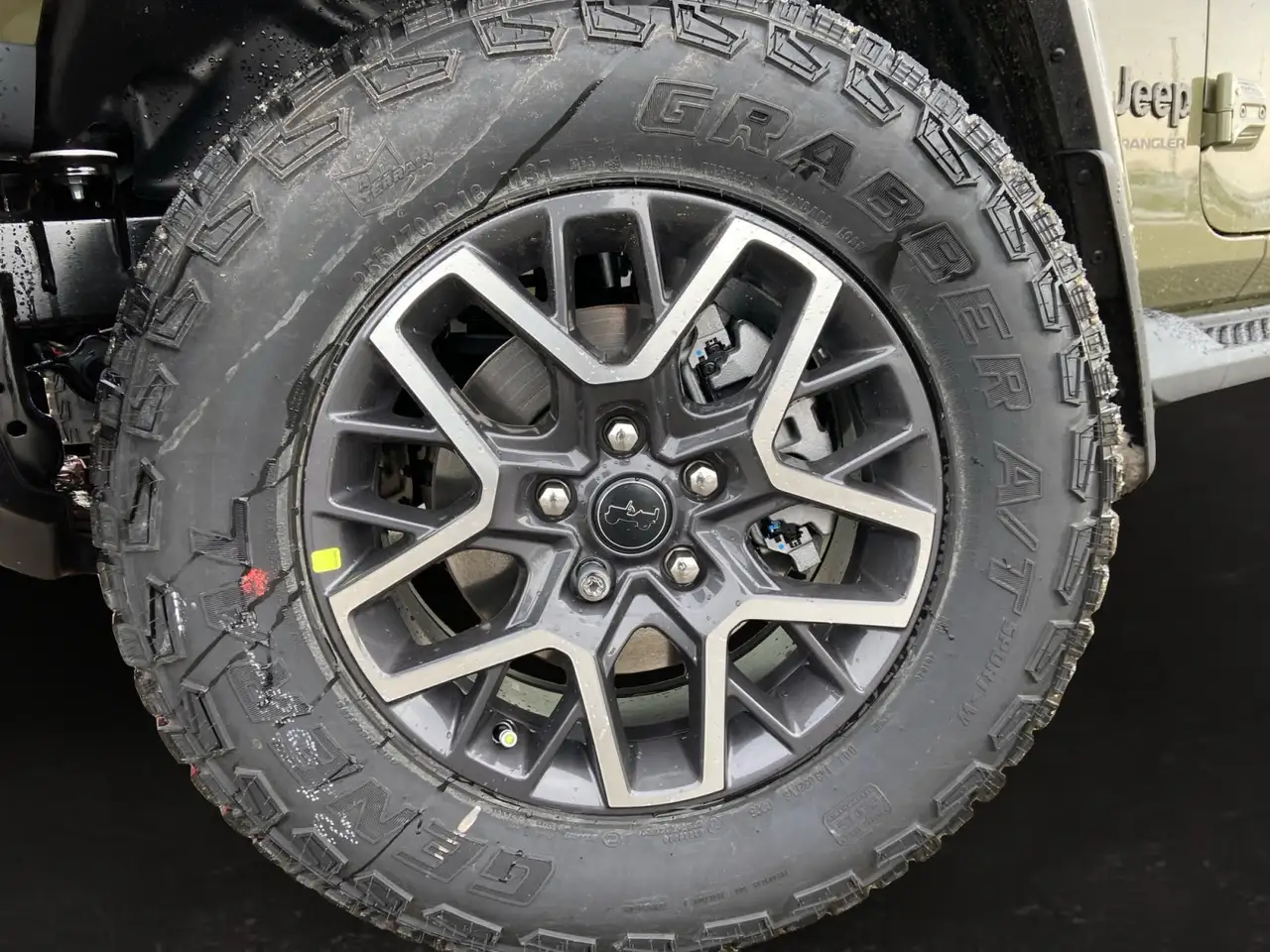 Jeep Wrangler снимка Jeep Wrangler