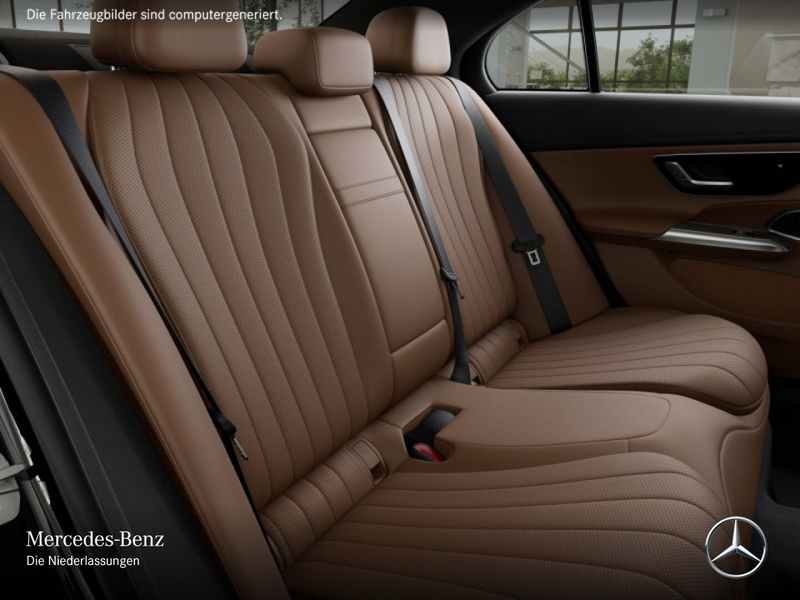 Mercedes-Benz E 220 d AMG Sportpaket Night AMG 20" Pano-Dach PTS — photo 12