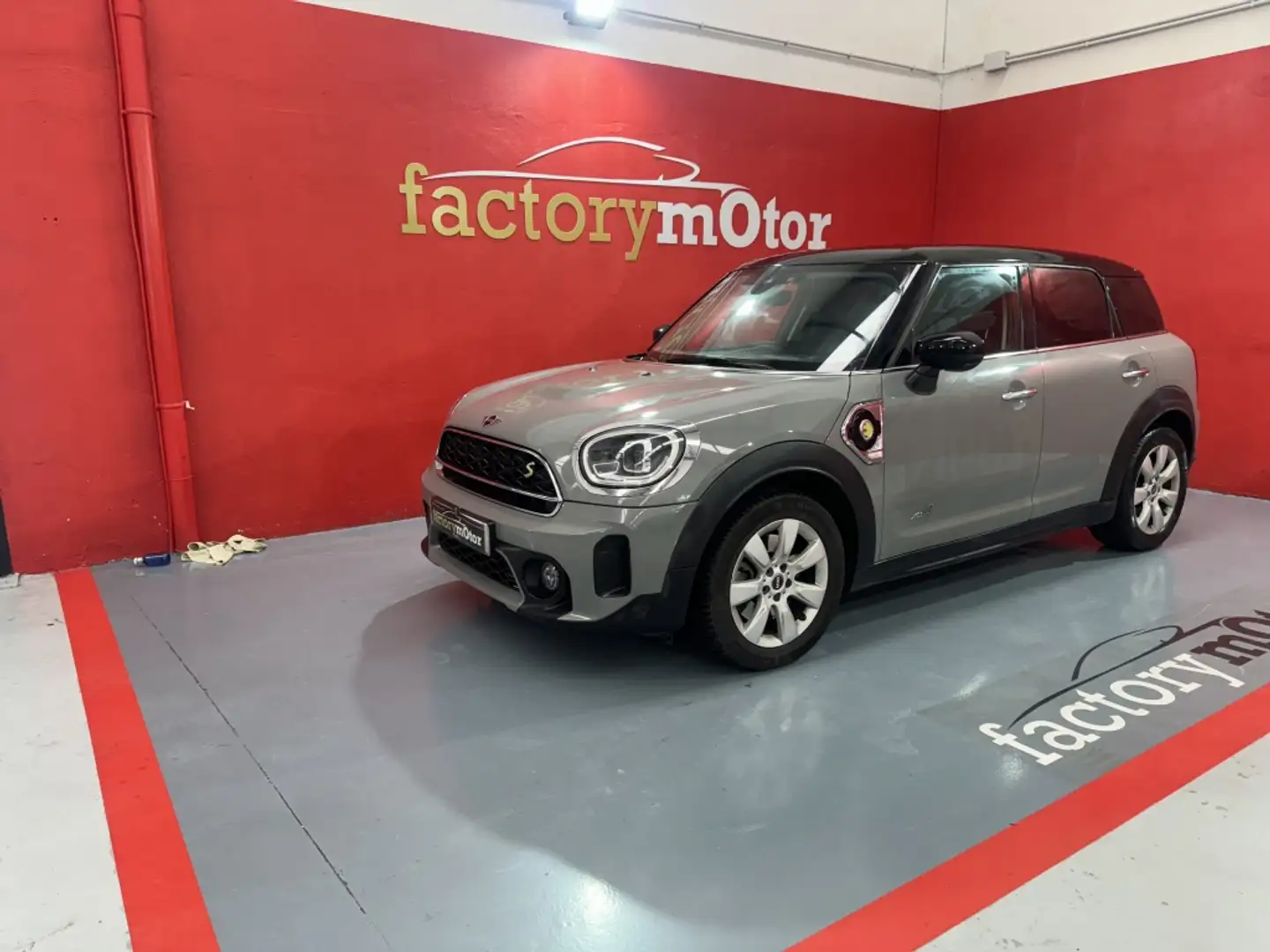 MINI Cooper Countryman SE ALL4 AUT. Gris - 1