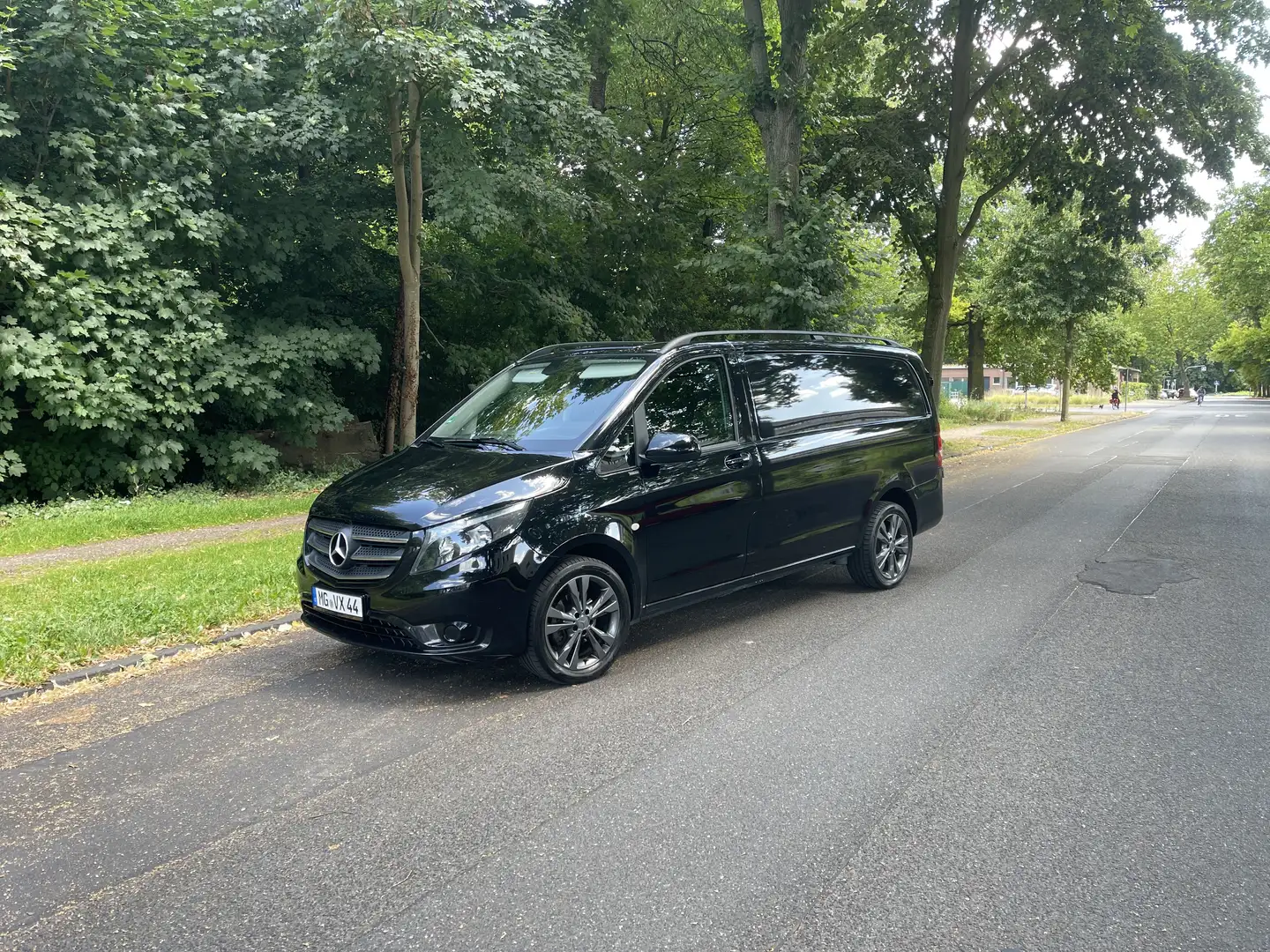 Mercedes-Benz Vito 111 CDI Lang WORKER - 2