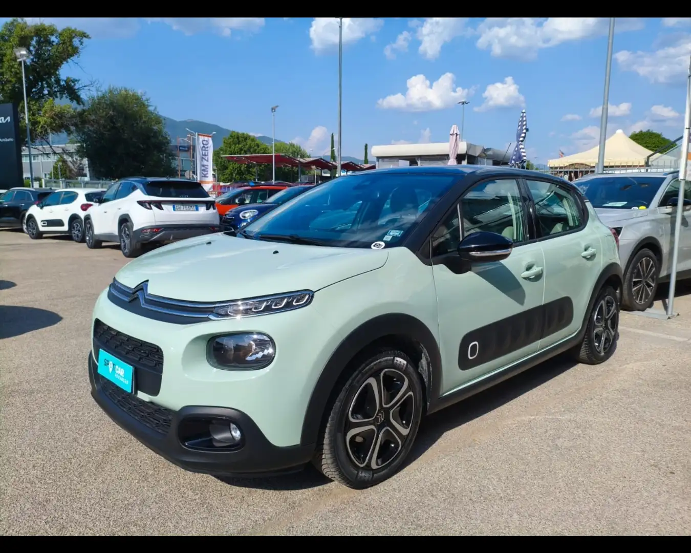 Citroen C3 1.2 PureTech Shine Verde - 1