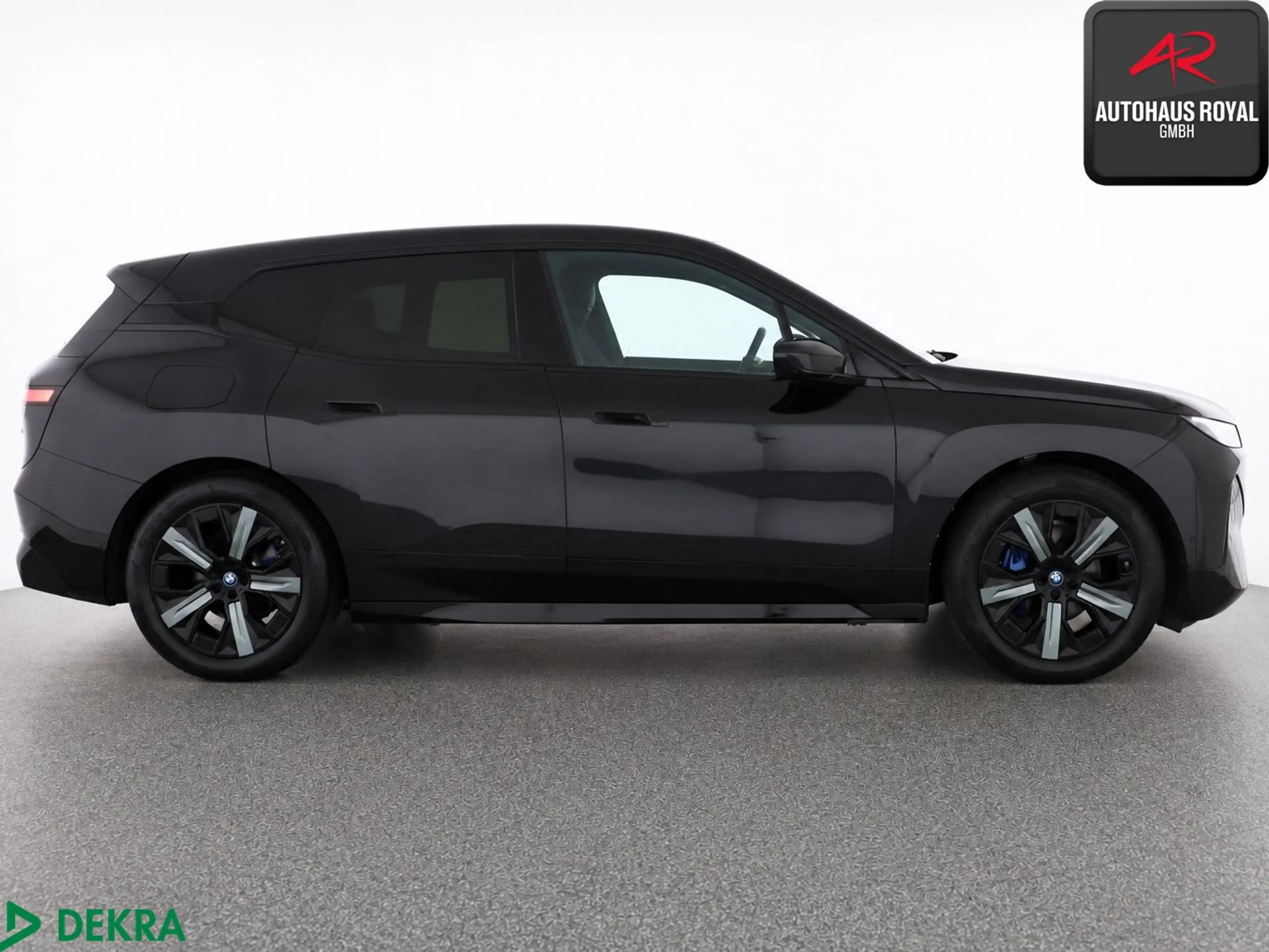 BMW iX xDrive50 SPORT PANO,HUD,360GRAD,SITZKLIMA,AHK — photo 6
