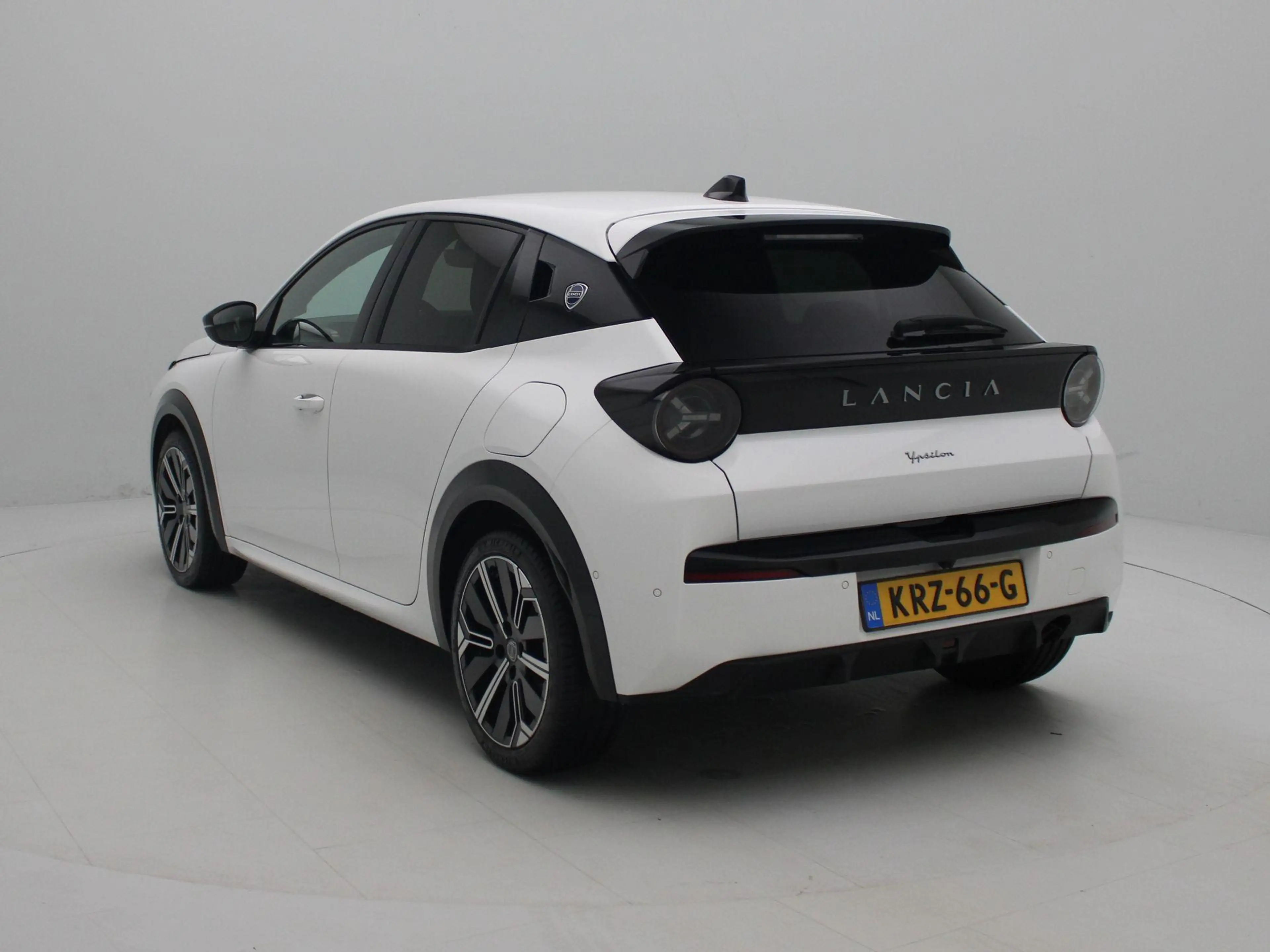 Lancia Ypsilon 1.2 Turbo Hybrid LX | Camera Voor + Achter | Apple — photo 2