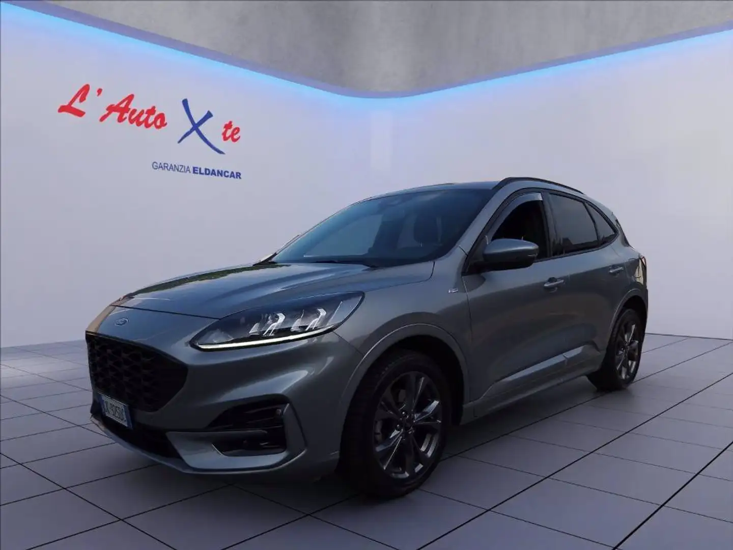 Ford Kuga 1.5 ecoblue ST-Line 2wd 120cv Grigio - 2