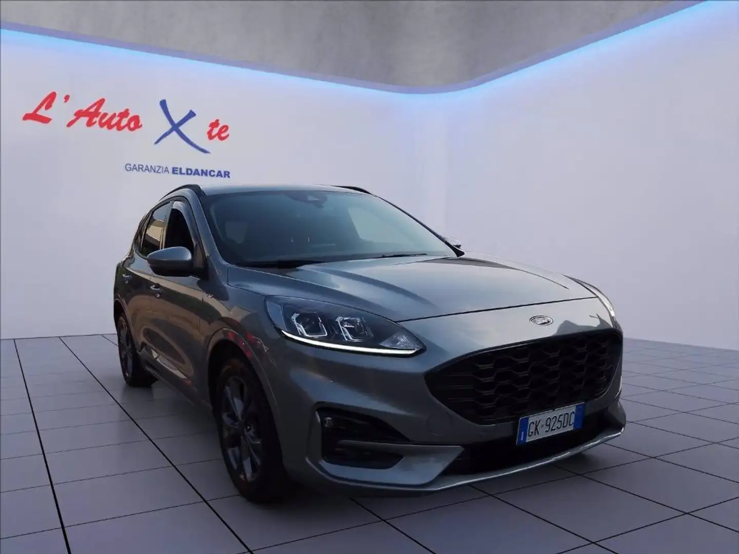 Ford Kuga 1.5 ecoblue ST-Line 2wd 120cv Grigio - 1