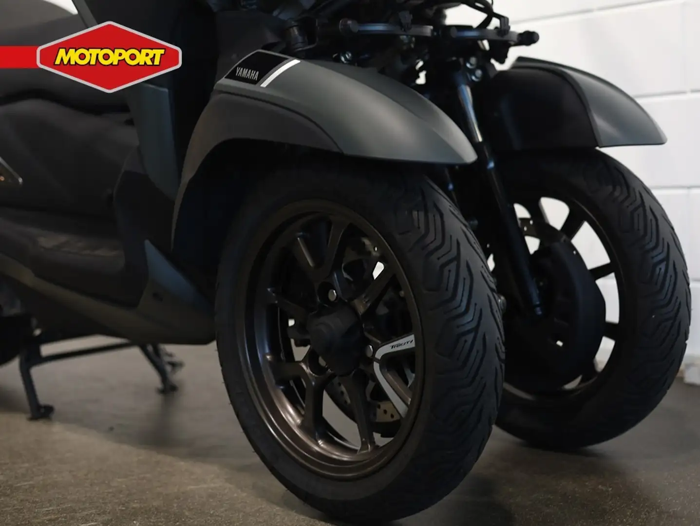 Yamaha TriCity 300 Grijs - 2