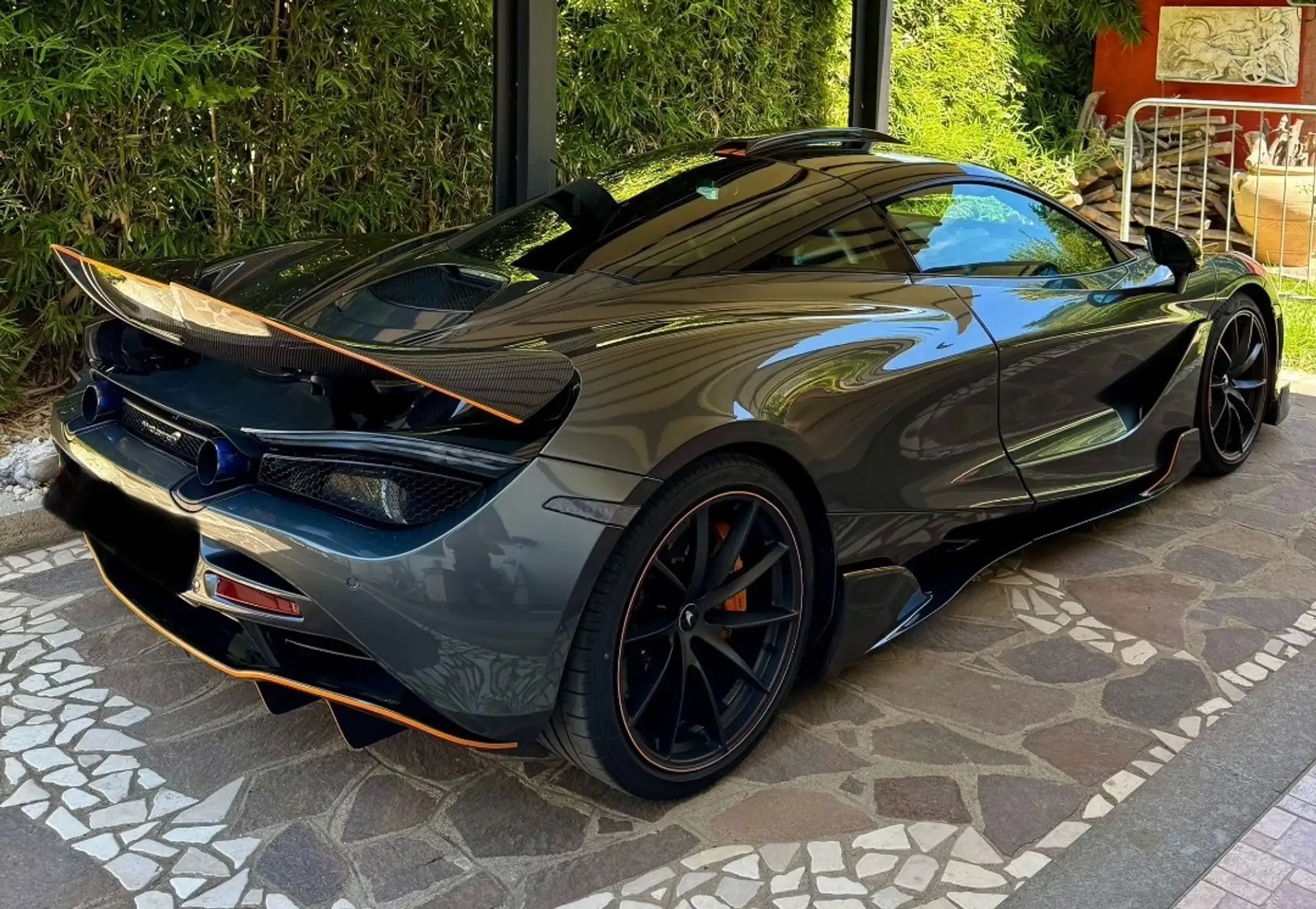 맥라렌 720S 720 2022 블랙 사진 2