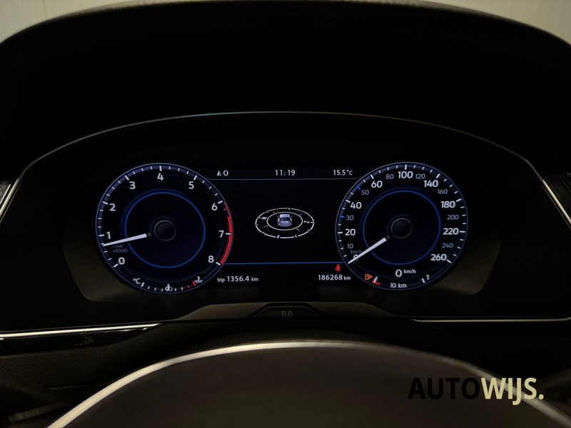 Volkswagen Passat Variant 1.4 TSI ACT Connected Series Plus|PANO|LEDER|CAMER — photo 20