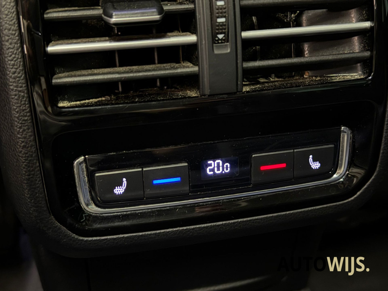 Volkswagen Passat Variant 1.4 TSI ACT Connected Series Plus|PANO|LEDER|CAMER — photo 25