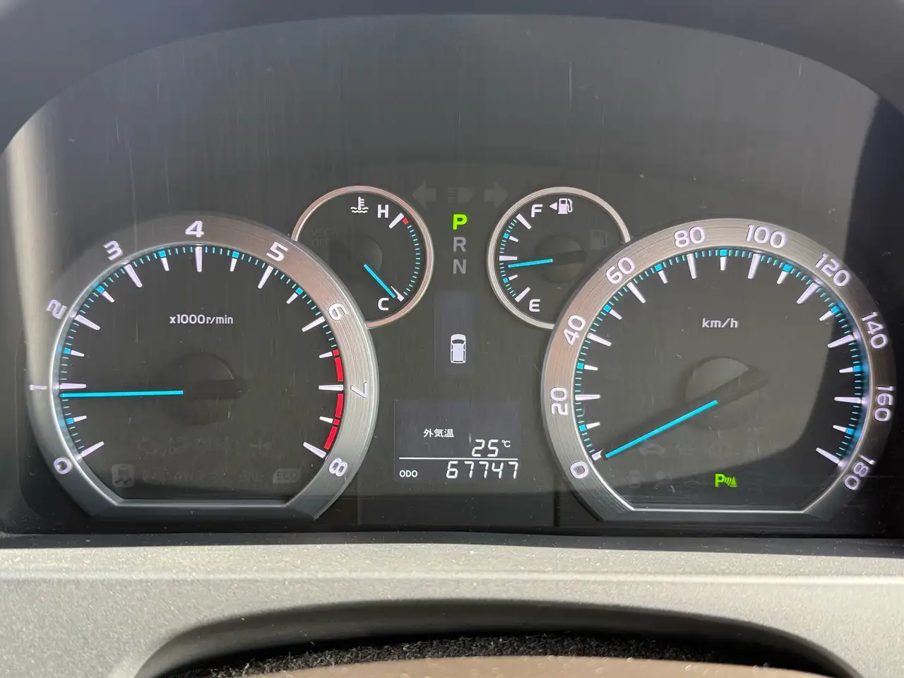 Toyota Sienna снимка Toyota Sienna