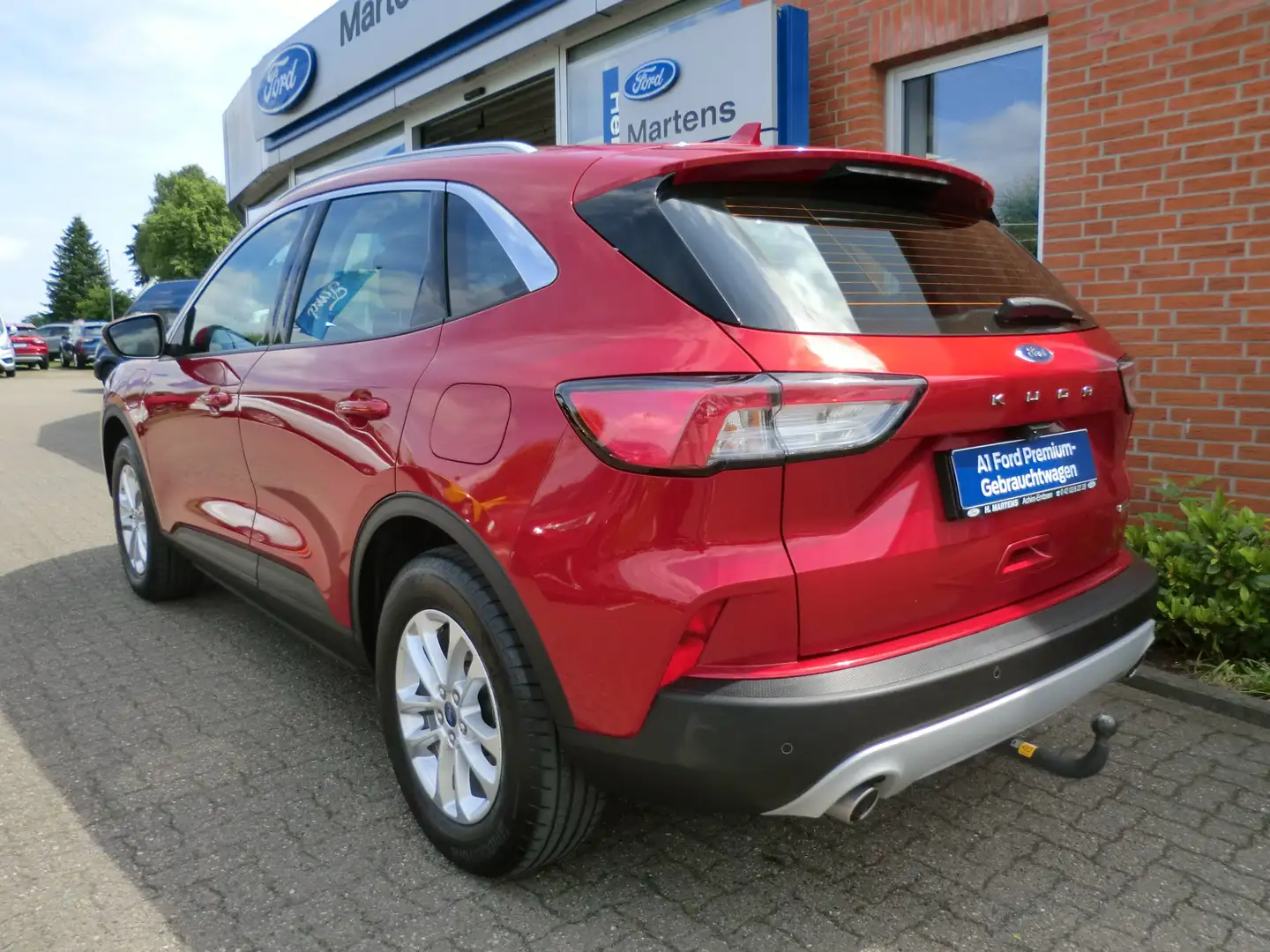 Ford Kuga Plug-In Hybrid Titanium AHK LED Rot - 2