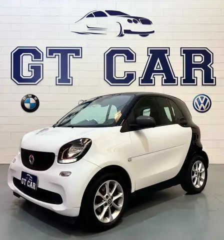 2015 Smart Fortwo in White for sale