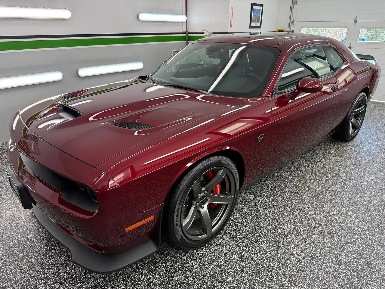 Dodge Challenger снимка Dodge Challenger