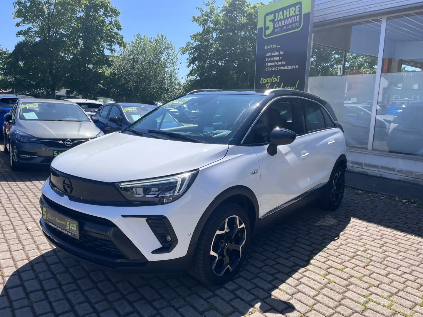 Opel Crossland 1.2T Navi,Rückfahramera,Sitzheizung Weiß - 2
