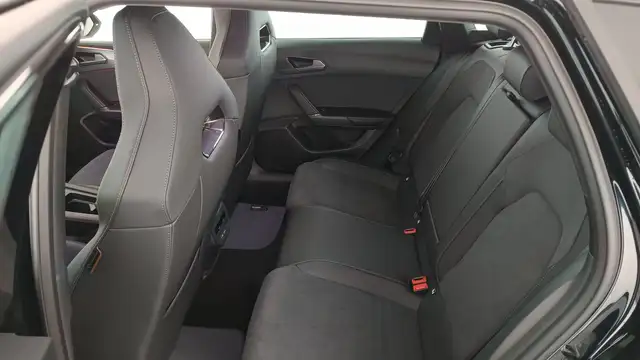 Cupra Leon view 11
