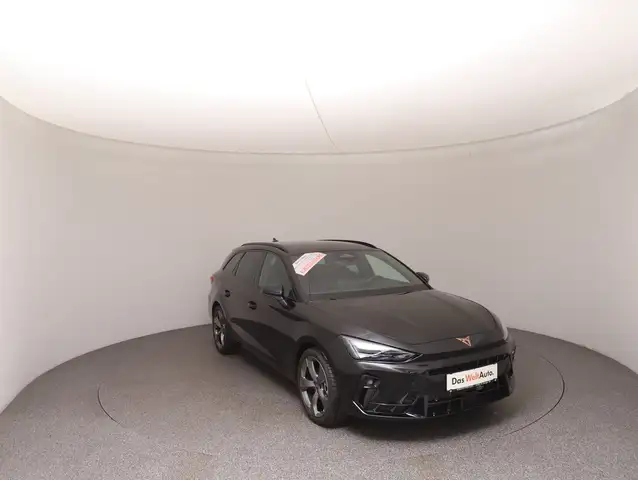 Cupra Leon view 2
