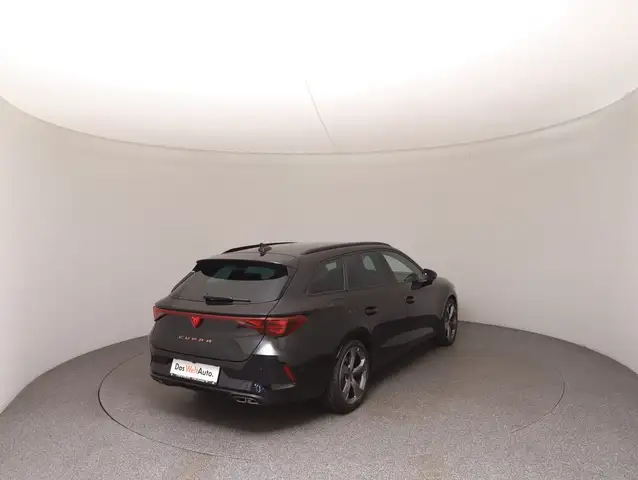Cupra Leon view 4