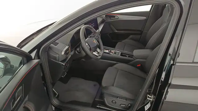 Cupra Leon view 9
