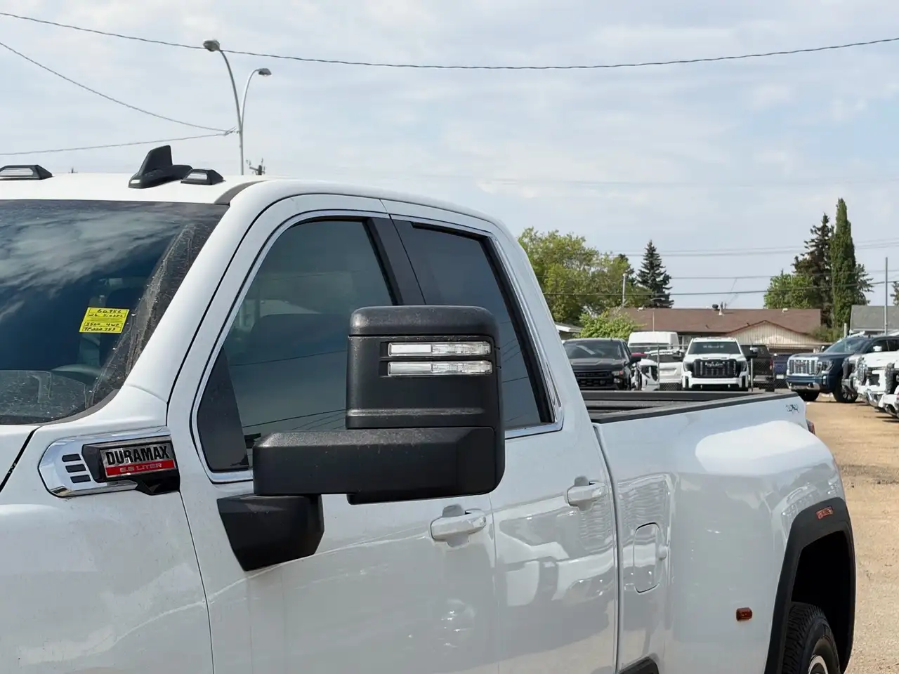 GMC Sierra 3500HD снимка GMC Sierra 3500HD