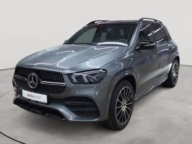 Mercedes-Benz Gle view 2