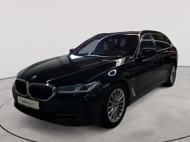 BMW 5 Series view 2