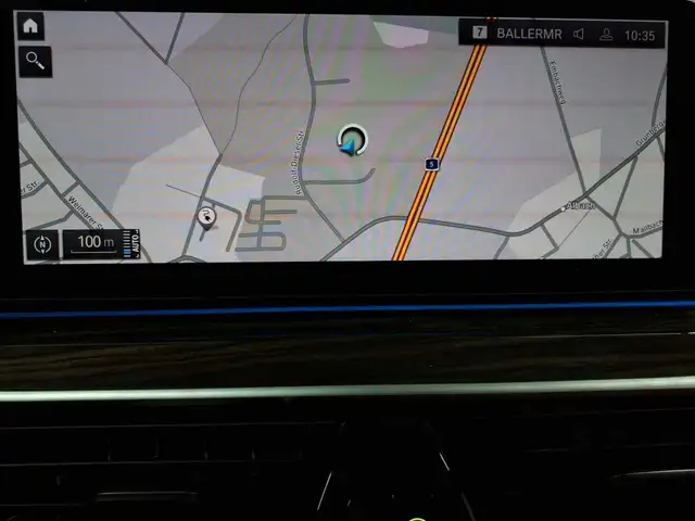 BMW 5 Series view 12