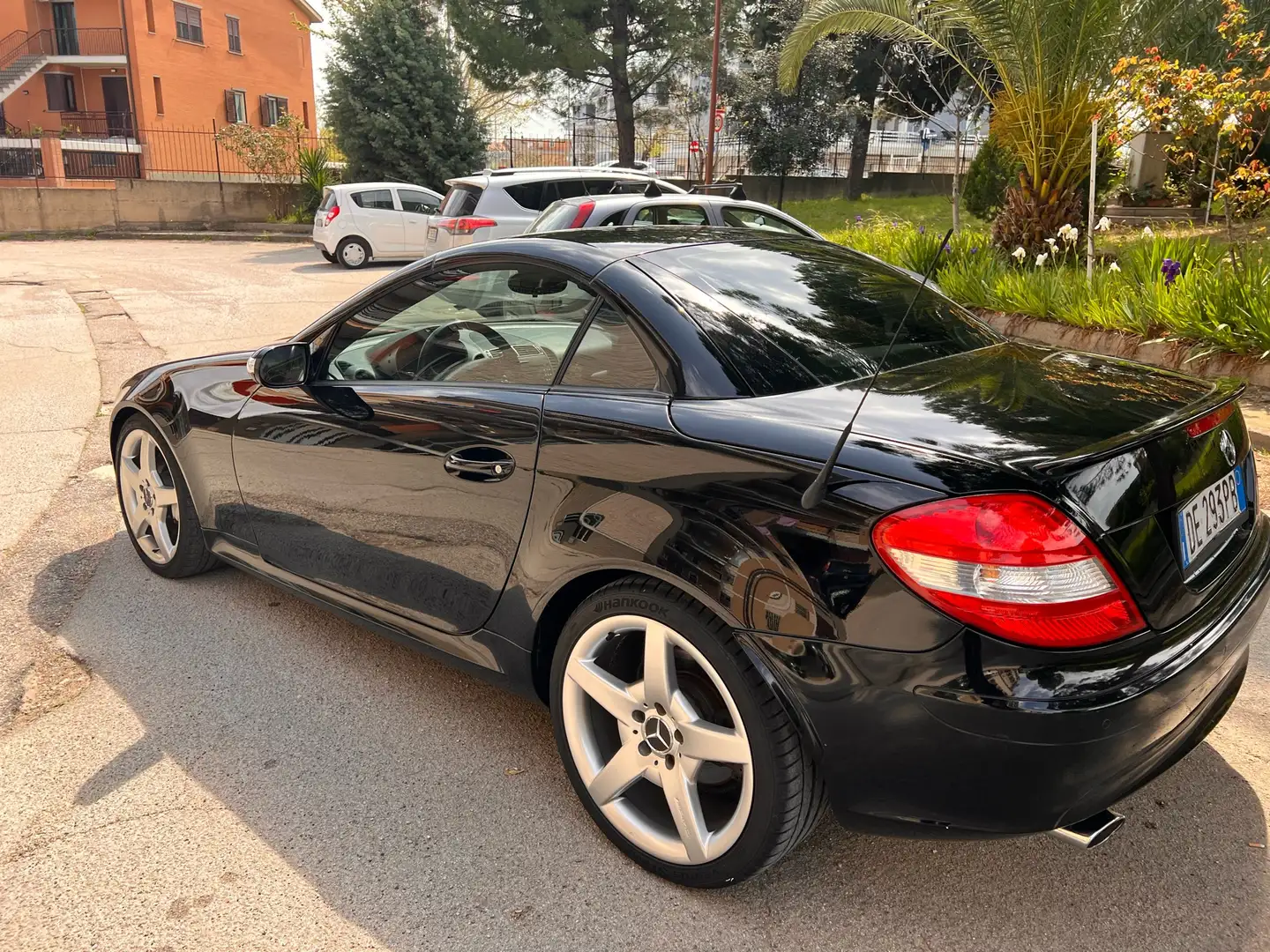 Mercedes-Benz SLK SPORT Černá - 2