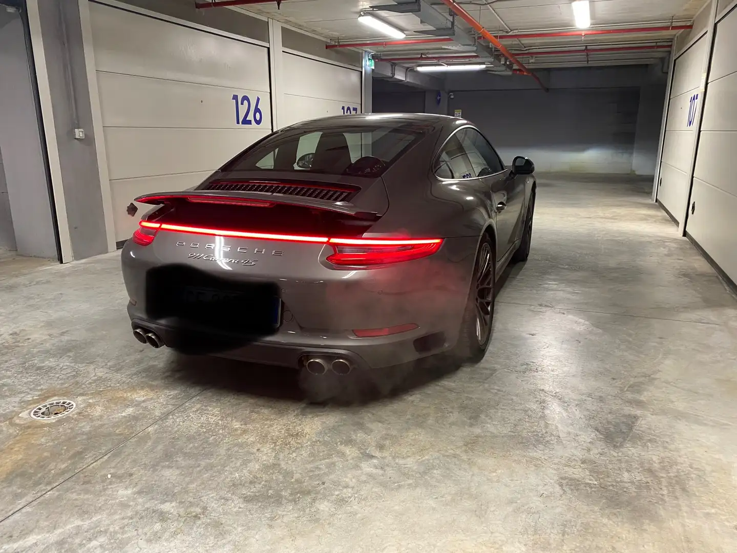 Porsche 911 911 Coupe 3.0 Carrera 4S auto Grigio - 1