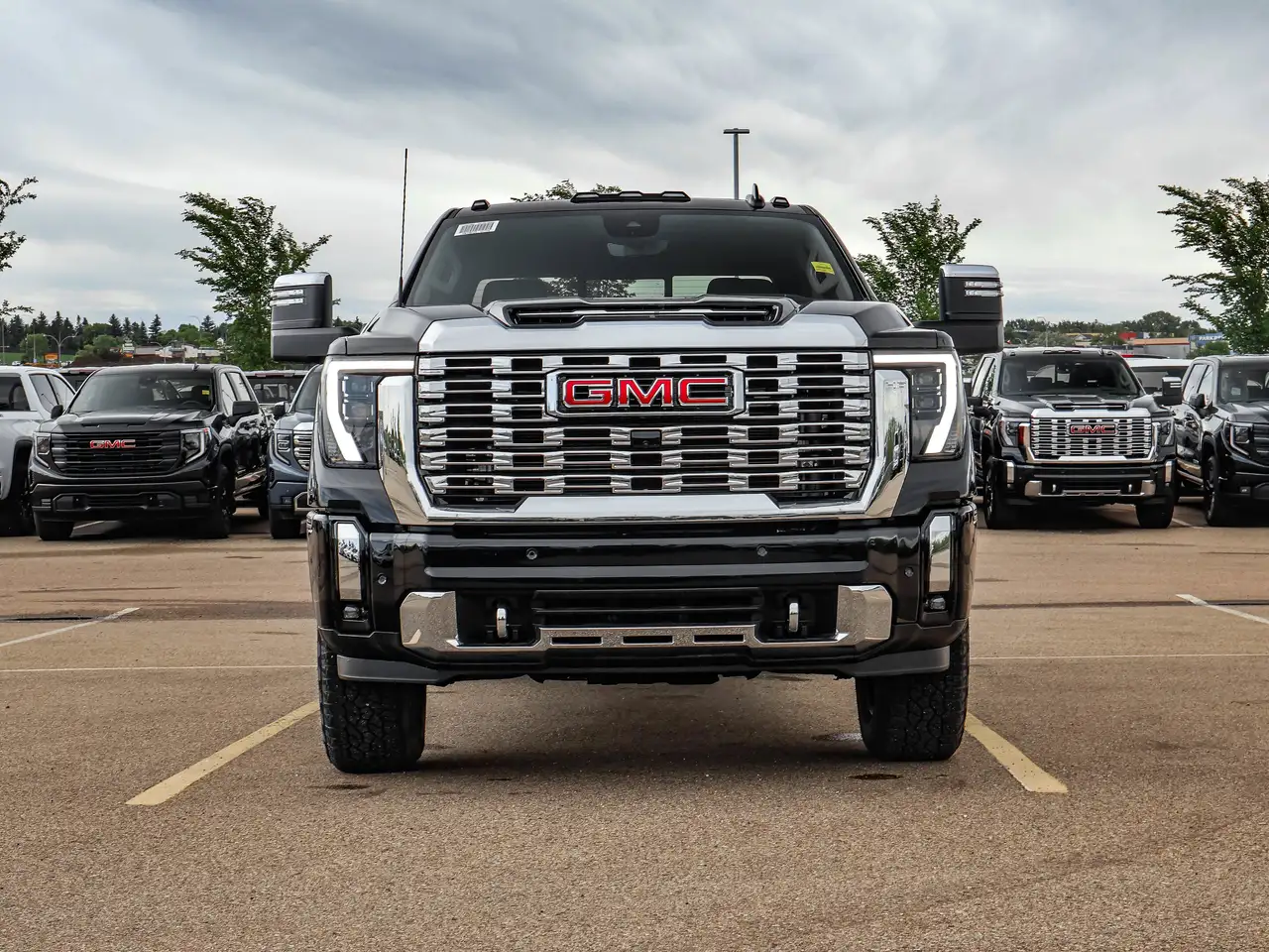 GMC Sierra 3500HD снимка GMC Sierra 3500HD