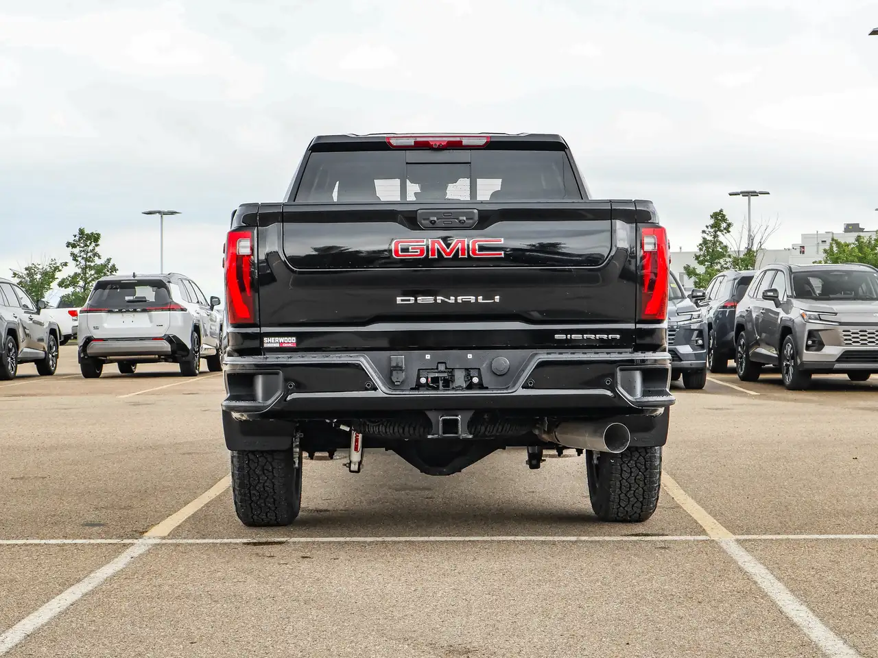 GMC Sierra 3500HD снимка GMC Sierra 3500HD
