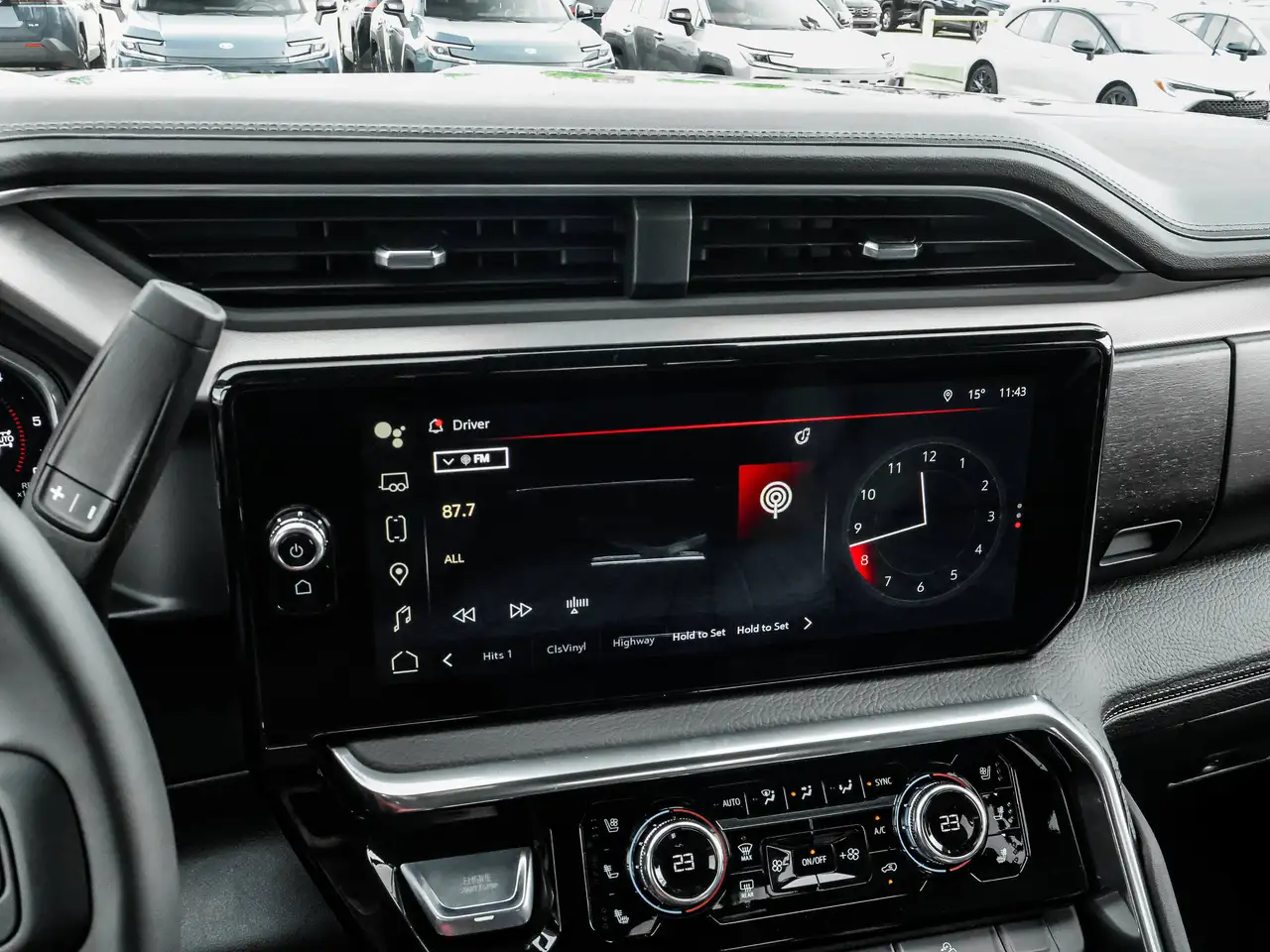 GMC Sierra 3500HD снимка GMC Sierra 3500HD