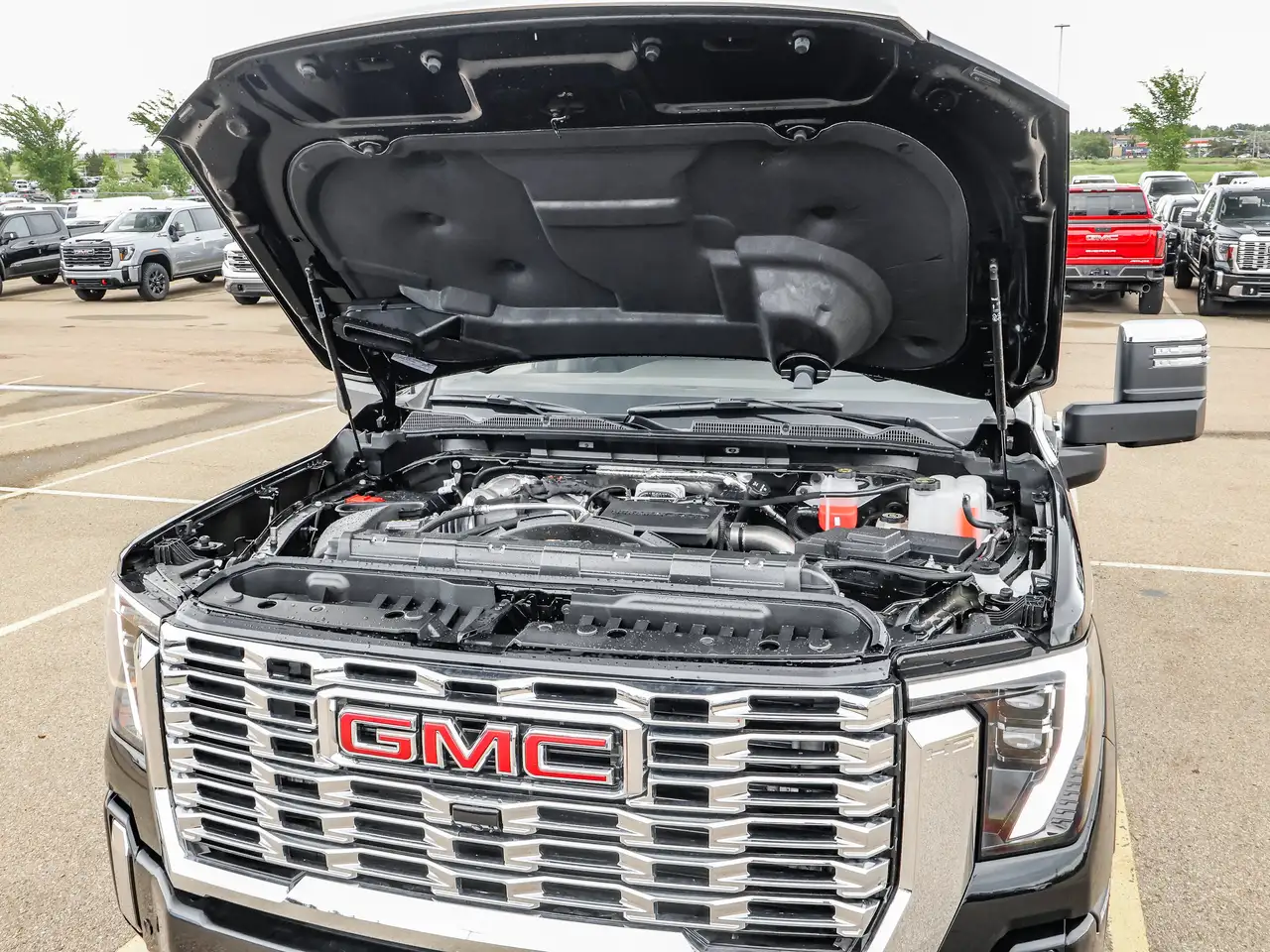 GMC Sierra 3500HD снимка GMC Sierra 3500HD