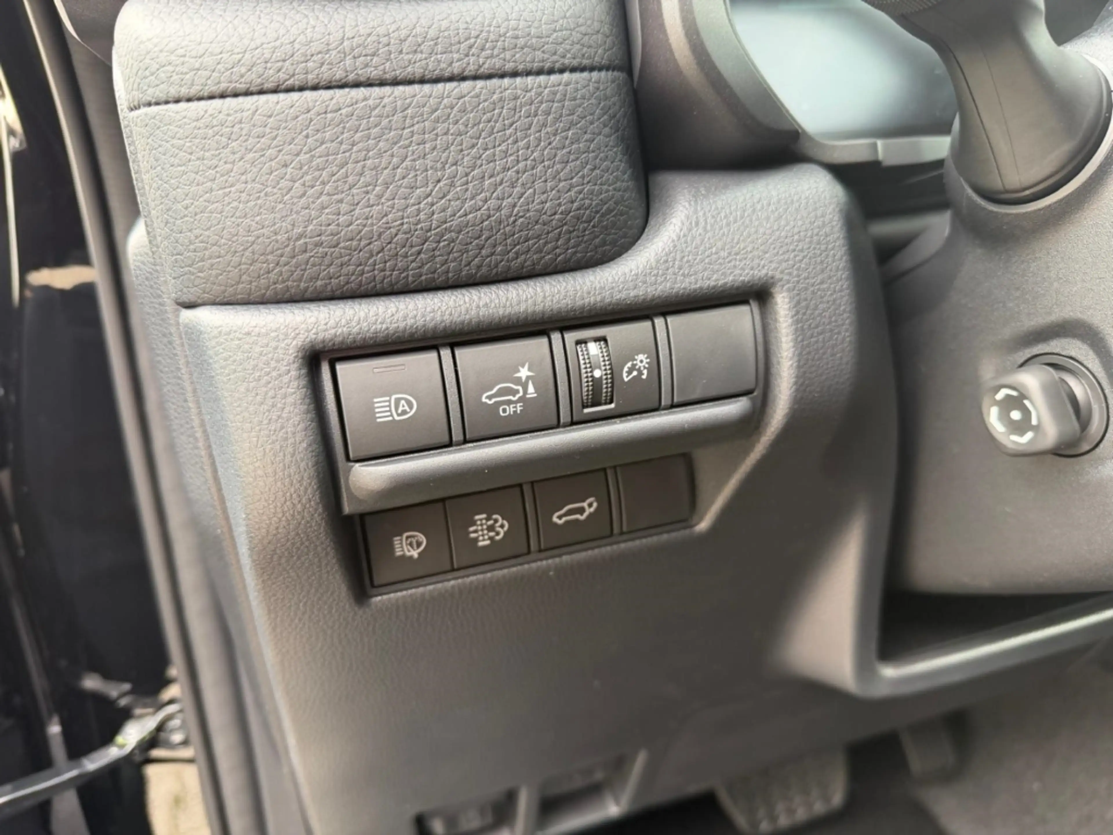 Toyota Land Cruiser Lounge 2.8l Pano ACC Leder MATRIX MHEV 3,5t — photo 12