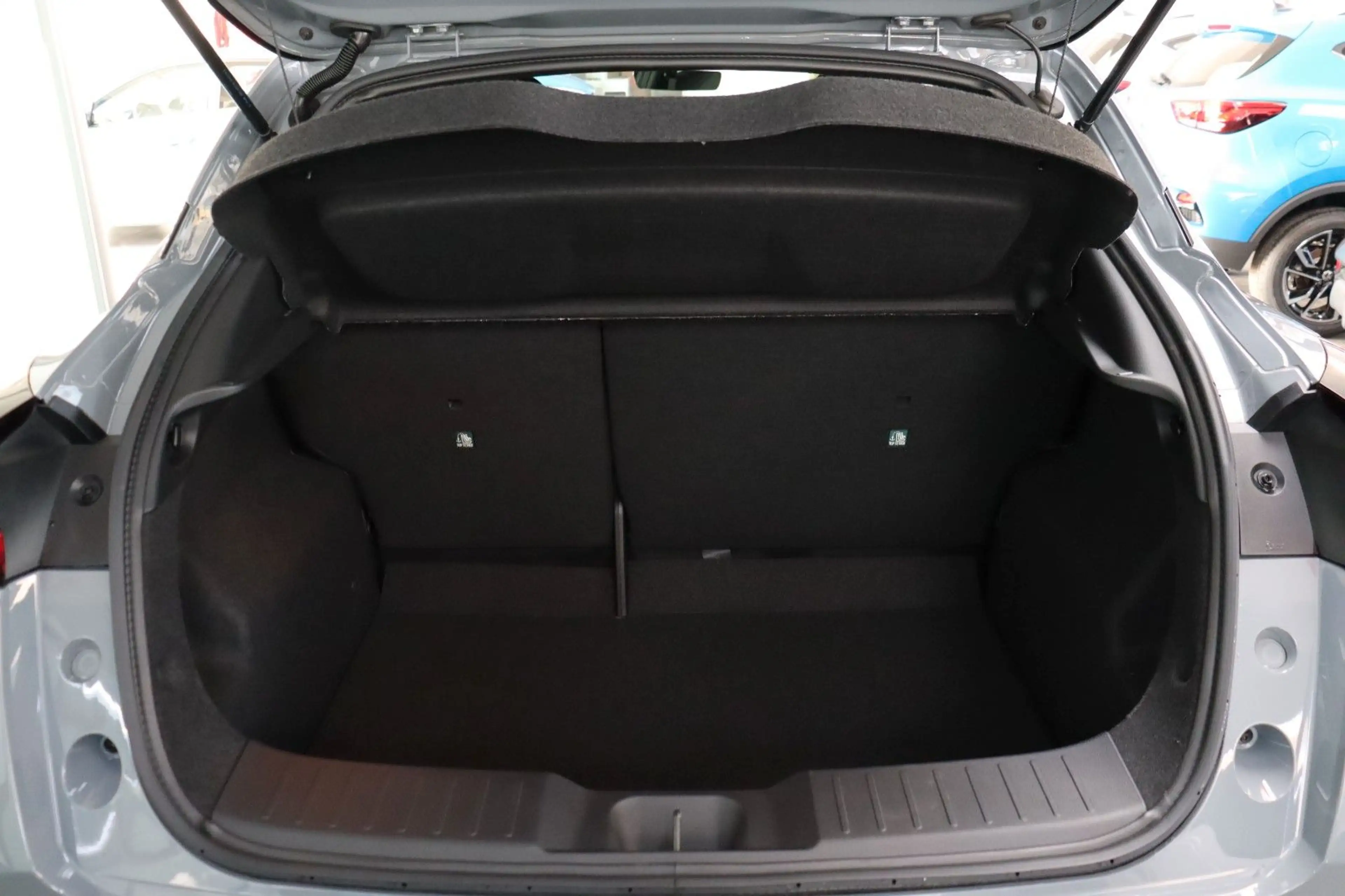 Nissan Juke 1.0 AT MJ2026 N-Connecta Navi LED T.Leder — photo 12