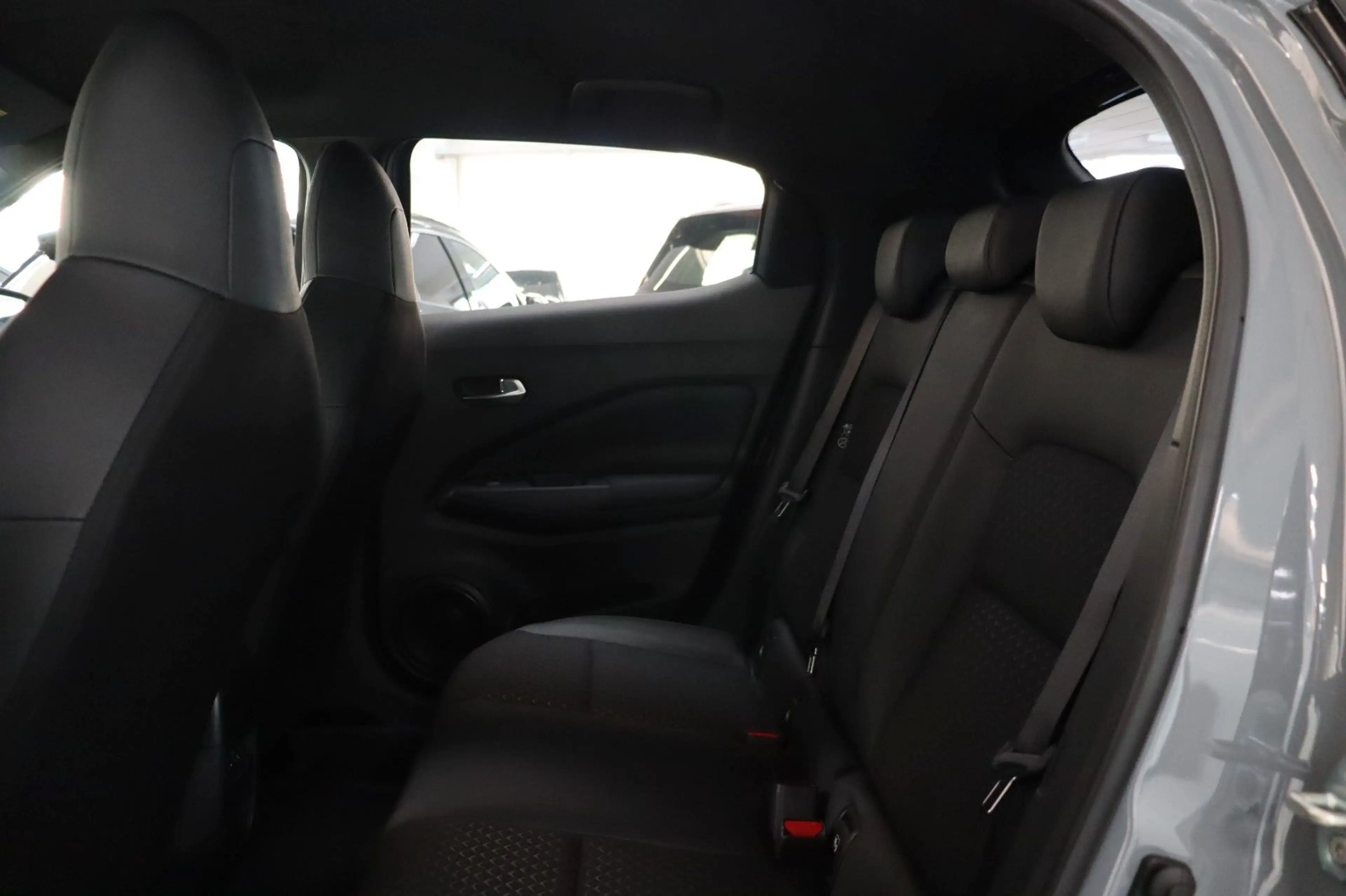 Nissan Juke 1.0 AT MJ2026 N-Connecta Navi LED T.Leder — photo 11