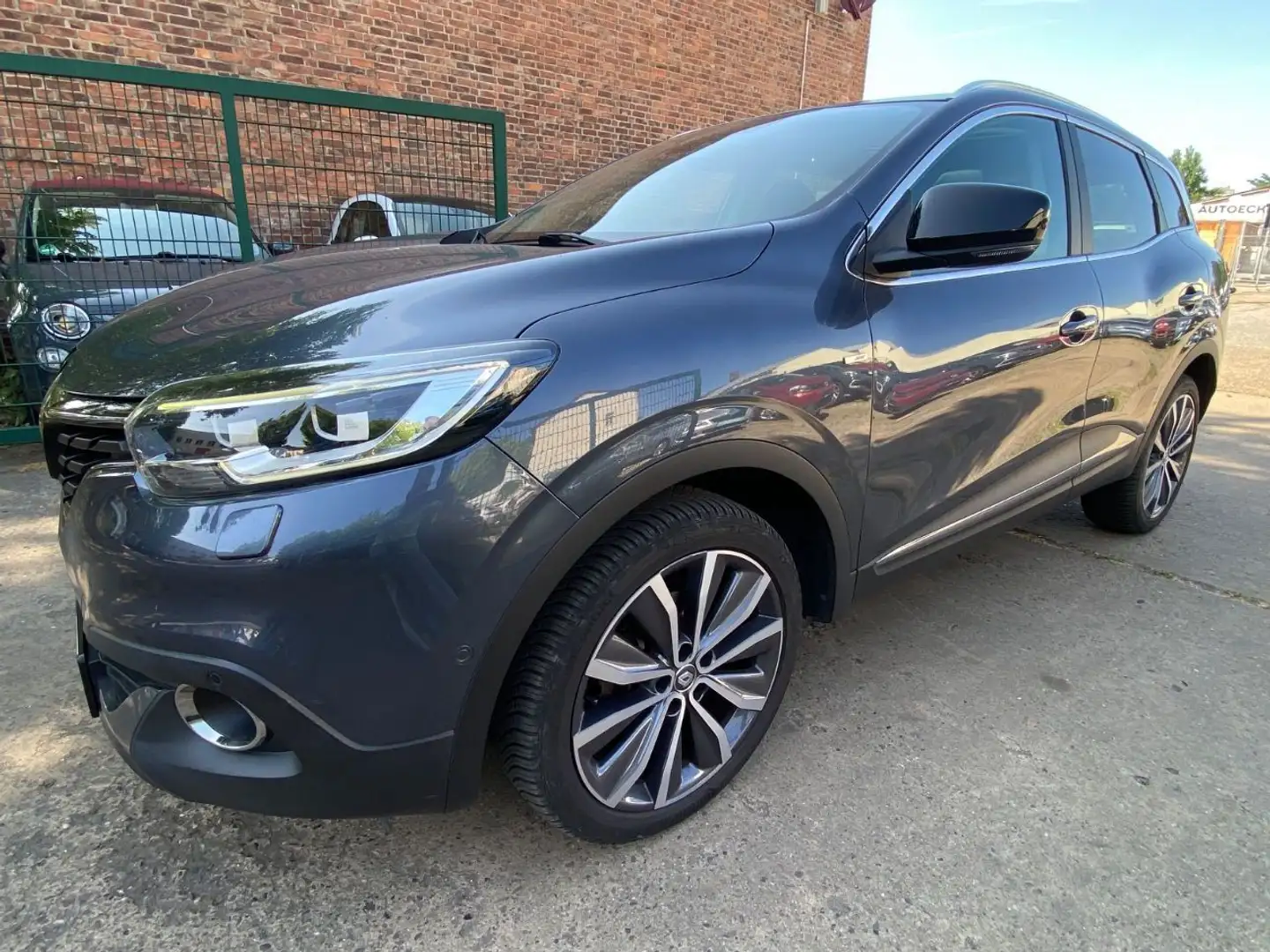 Renault Kadjar "Bose Edition" Aut.+Panorama+Leder+Kamera Gris - 1
