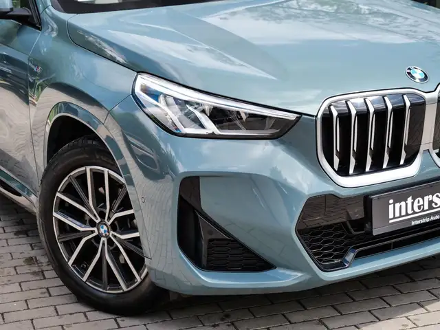 BMW X1 view 7
